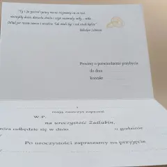 Zaproszenie na stypę: Gotowe wzory i etykieta pomoc w żałobie