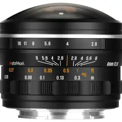 Obiektyw AstrHori 6mm F2.8 z charakterystycznym, wypukłym szkłem, zapewniający szeroki kąt widzenia i efekt rybiego oka.