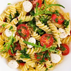 El secreto de la ensalada de pasta perfecta: Recetas y consejos
