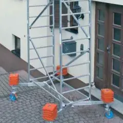 Jak zrobić rusztowanie na dachu – uniknij błędów i zagrożeń