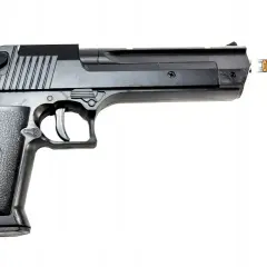 Czarny pistolet na kulki metalowe, z którego wylatują trzy pociski. To najmocniejszy pistolet na kulki metalowe, gotowy do akcji.