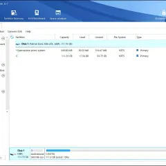 MiniTool Partition Wizard pokazuje dwa systemy na jednym komputerze: partycję rozruchową i partycję systemową C:.