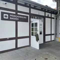 Gdynia dworzec główny przechowalnia bagażu. Sprawdź cennik i godziny otwarcia.