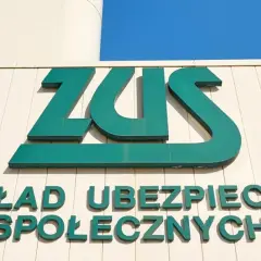 Czy pracodawca płaci ZUS za pracownika na zwolnieniu lekarskim? Sprawdź!