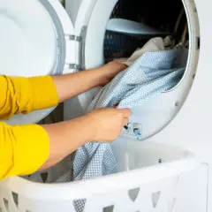 Jak suszyć ubrania w suszarce? Praktyczny poradnik krok po kroku