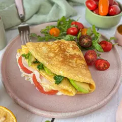 Przepis na zdrowy omlet, który zaskoczy smakiem i wartościami odżywczymi