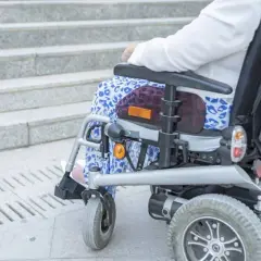 Wózek NFZ: Lekarz rodzinny nie wystawi! Kto i jak uzyskać?