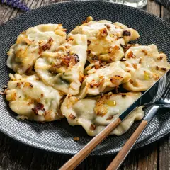  Jak ugotować pyszne pierogi mrożone krok po kroku w 10 minut