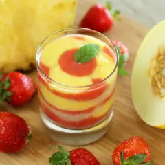 Orzeźwiający koktajl z ananasa i banana, który wspiera Twój metabolizm
