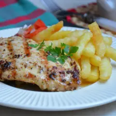 Soczyste piersi z grilla: najlepsze przepisy i techniki grillowania