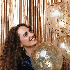 Jak zrobić balon z konfetti, by idealnie się przykleiło?