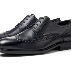 Schwarze Herrenschuhe: So meistern Sie Stil, Kauf & Pflege!