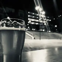 500 ml piwa ile to wódki? Zaskakujące porównanie alkoholu
