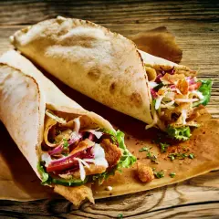 Jak zrobić kebab z kurczaka – prosty przepis na smaczny posiłek