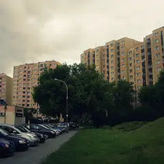 Jak dojechać na Osiedle Złotego Wieku w Krakowie? Praktyczny przewodnik