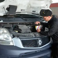 Iveco Daily 3.0 ile oleju do silnika? Sprawdź, aby uniknąć problemów!
