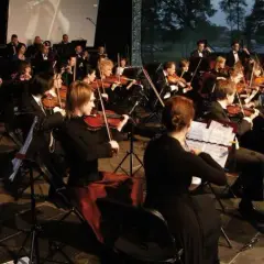 Królewska orkiestra symfoniczna przy pałacu w Wilanowie – historia i koncerty
