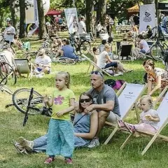 Gdzie z dzieckiem w Łódzkim? Odkryj najlepsze atrakcje dla rodzin