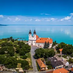 Balaton: Najpiękniejsze miejsca, od lawendy po kurorty przewodnik