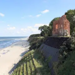 Jak dojechać nad morze? Sprawdź najwygodniejsze opcje podróży