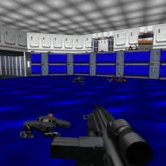 Gracz w grze Dark Forces 2 walczy z potworami w niebieskim, futurystycznym pomieszczeniu.