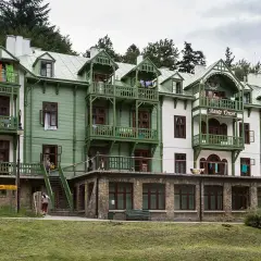 Sanatorium Biały Orzeł Iwonicz-Zdrój: Czy to miejsce dla Ciebie?
