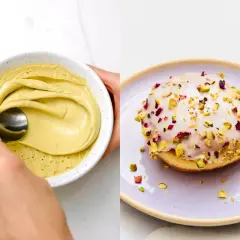 Krem postacjowy pistacjowy w miseczce, obok pączek z lukrem i posypką z pistacji i płatków róży.
