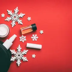 Jakie kosmetyki na prezent, które zachwycą każdego obdarowanego?