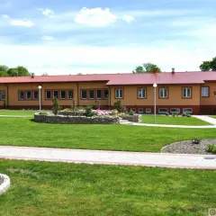 Dom Seniora Nad Płonką: Opinie, koszty, pełna oferta. Sprawdź!