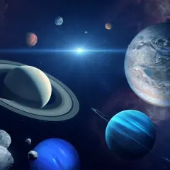 Mars w wodniku, wśród planet i asteroid, na tle gwiezdnego pyłu.