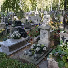 Cmentarz w Pruszkowie Gąsin: Historia nekropolii z duszą. Informacje