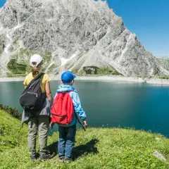 Góry z dziećmi: Sprawdzone kierunki i porady na rodzinną wyprawę