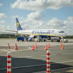 Ile wcześniej na lotnisku z bagażem podręcznym, aby uniknąć stresu?