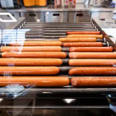 Mega Hot Dog Orlen kcal: Czy wiesz, ile naprawdę jesz?
