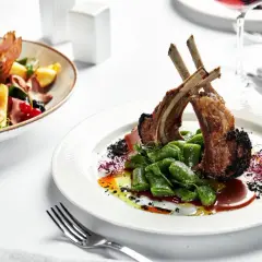 Menu na komunię: Tradycja i nowoczesność jak zaplanować idealne?