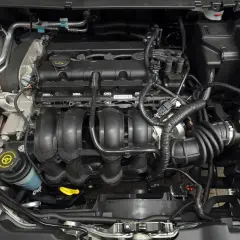 Silnik Ford Focus MK2 1.6 benzyna. Czysty i zadbany, gotowy do jazdy.
