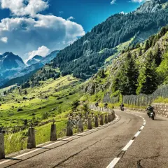 Najpiękniejsze trasy motocyklowe w Europie, które musisz przejechać