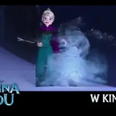Elsa z Krainy Lodu, czując "mam tę moc" po angielsku, tworzy lodową falę. W kinach!