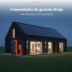 Nowoczesny dom z panelami fotowoltaicznymi na dachu i zasobnikiem ciepłej wody. Fotowoltaika do grzania wody to ekologiczne rozwiązanie.