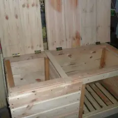 Co na dno klatki dla królika? 5 najlepszych materiałów