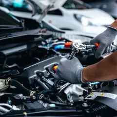 Ile zarabia mechanik ciężarówek w Polsce? Stawki i perspektywy 2026