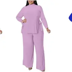 Trzy kobiety w dresach plus size w kolorach bordowym, liliowym i niebieskim.