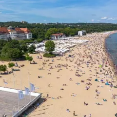 Ile stopni ma Bałtyk dziś? Sprawdź, gdzie jest najcieplejsza woda!