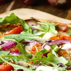 Gdzie kupić gotowe ciasto na pizzę? Sprawdź najlepsze oferty
