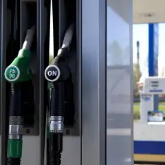 Diesel co to jest: kluczowe informacje o paliwie i jego zastosowaniach