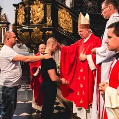 Jak zrobić bierzmowanie dla dorosłych - uniknij najczęstszych błędów