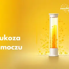 Szklana probówka z żółtym płynem i pęcherzykami na tle gradientu żółtego.