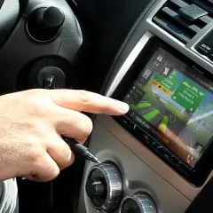 Jakie radio samochodowe z bluetooth wybrać? Sprawdź najlepsze modele!
