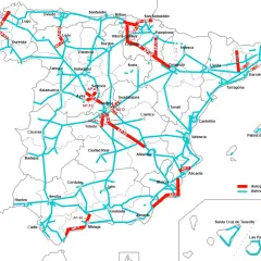 Carte des autoroutes et voies rapides en Espagne. Idéal pour planifier un voyage en Espagne en voiture, avec distinction des routes à péage (rouge) et gratuites (bleu).