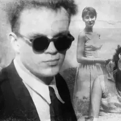 Człowiek w okularach, dwie kobiety. Obraz jak z wiersza o tym, czym jest miłość, pełen nostalgii i tajemnic.